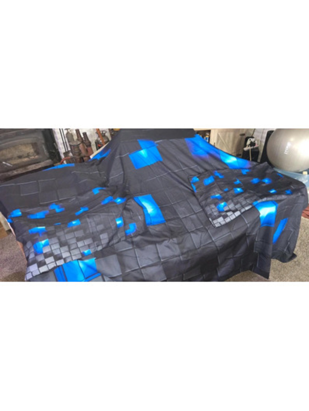 Queen Sized Duvet Cover with Pillow Covers